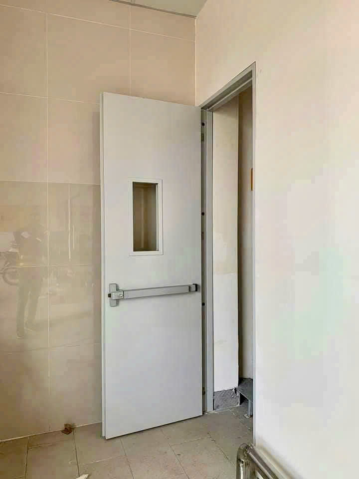Báo giá cửa thép chống cháy 1 cánh có kính - Chống cháy Tozen 2 z6303651078518 19db9383160da1925ce6528816028327 1
